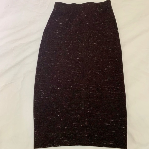 Wilfred Dresses & Skirts - WILFRED Italian made, pencil skirt Wilfred Dresses & Skirts - WILFRED Italian made, pencil skirt
